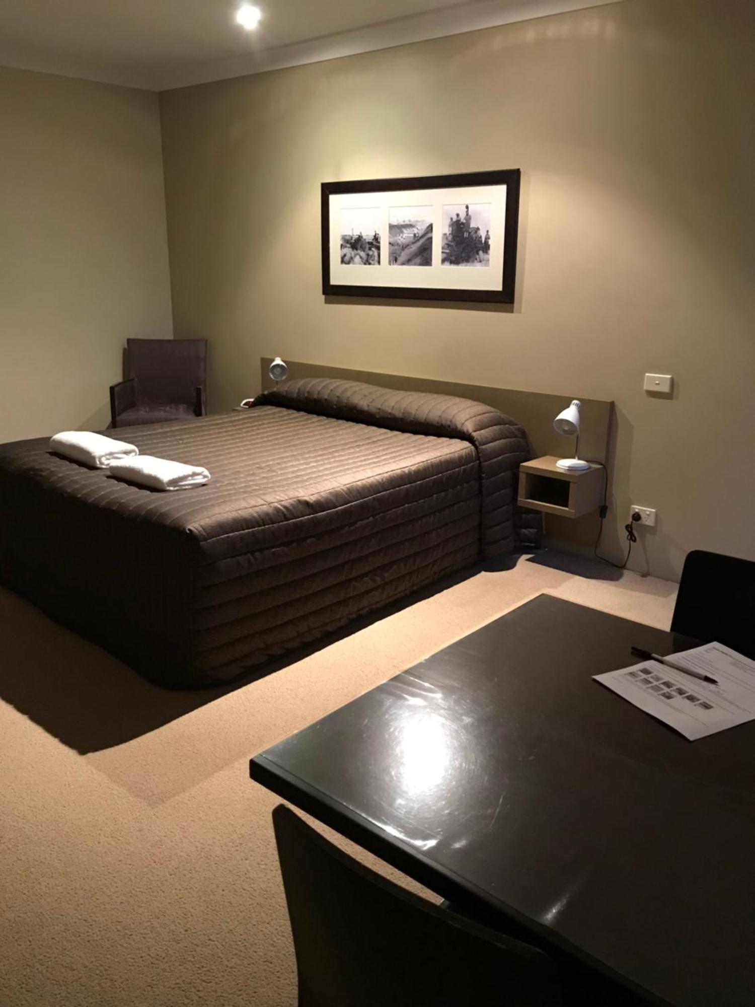 The Kidman Wayside Inn 그리피스 외부 사진