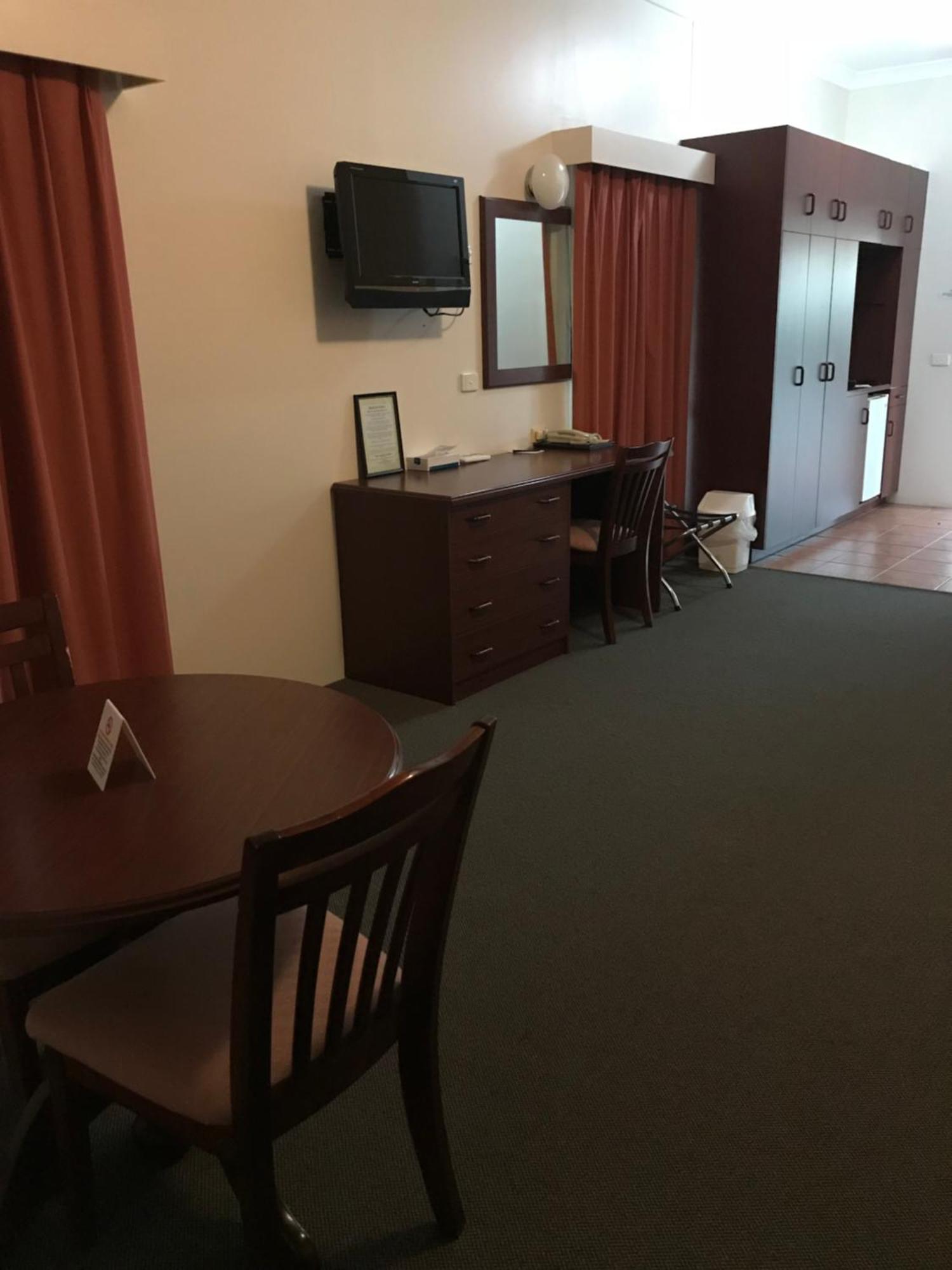 The Kidman Wayside Inn 그리피스 외부 사진